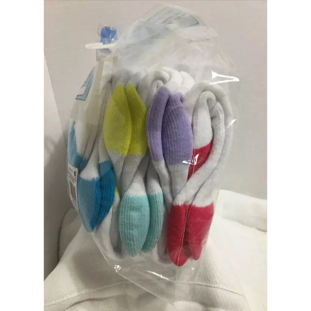 Girls' 10pk Low Cut Athletic Socks - Cat & Jack; Large Cushioned Sole.